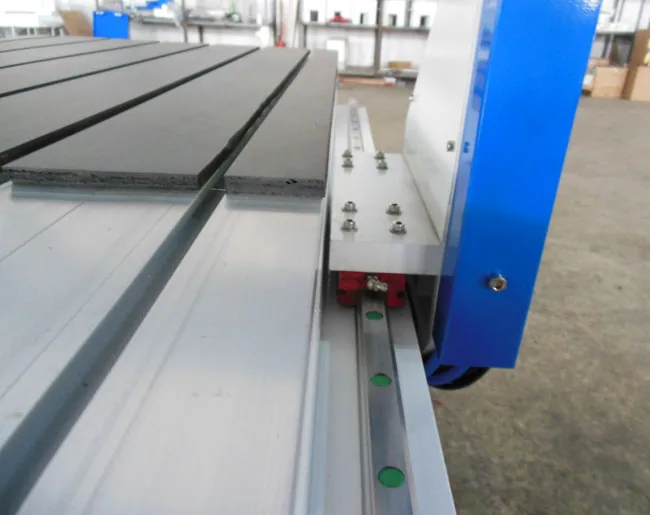 CNC Metal Engraving Machine - HIWIN linear guide rail