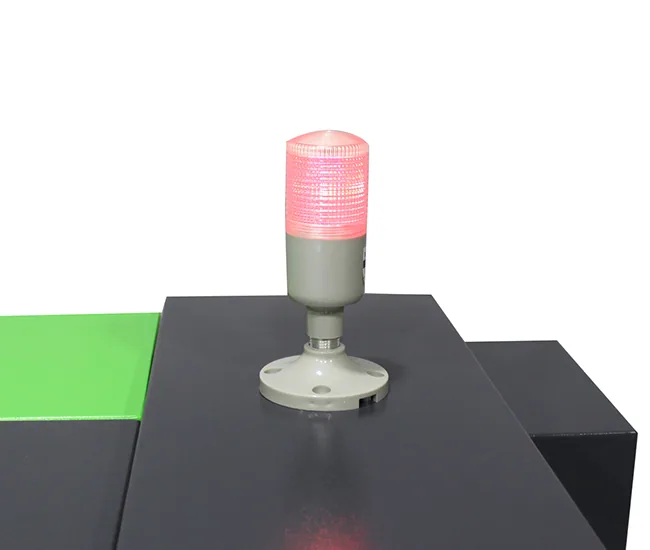 Large Scale Laser Cutting Machine - Safety indicator lamp